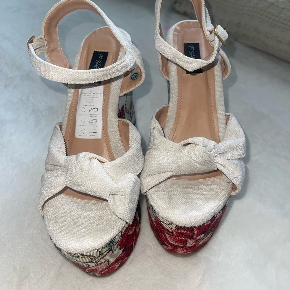 For Not Using, Beautiful Sandal With Print , Size… - image 3